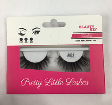 Load image into Gallery viewer, Pretty little lashes
